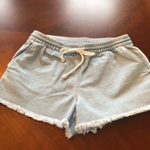 Aerie Denim Jean Shorts (color: Lt Blue) - Size S